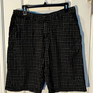 Men’s Element, black and white plaid shorts